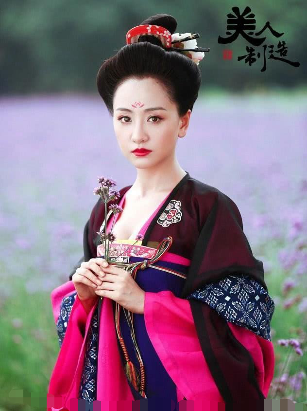 年轻时杨蓉太佛不想红,现在想红了又抓不住机会,她真的错过太多