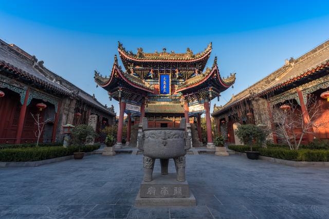 河南开封低调的古建筑,距今200多年,由山西商人修建