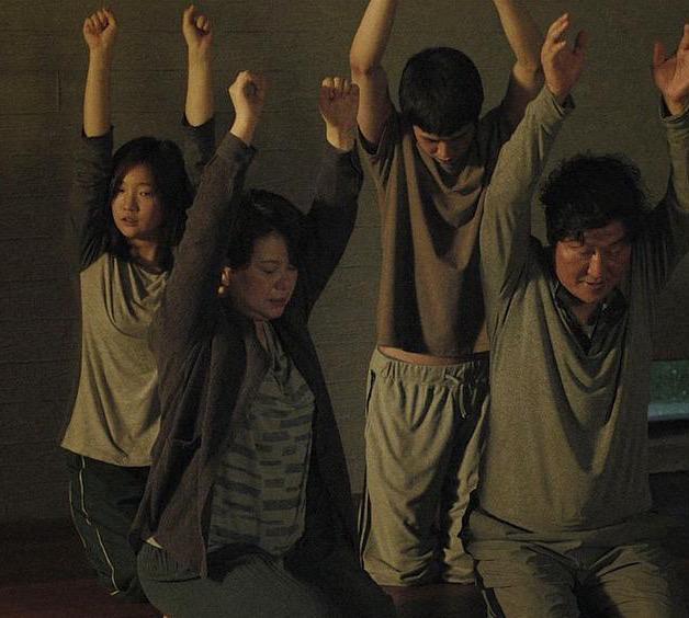 《寄生虫》有望成奥斯卡最佳影片,与《小妇人》比谁更