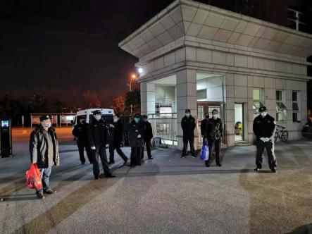 武汉随迁人口落户条件_武汉网上落户流程图(3)