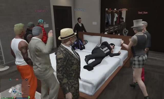 gta5单身玩家的福利,在游戏中举行婚礼,好友都来贺喜