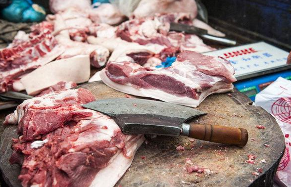梦见买猪肉，梦境背后的深层含义与解析