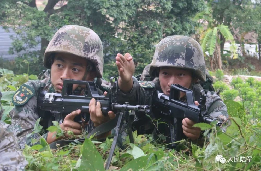 这个兵!陆军首批射手技师