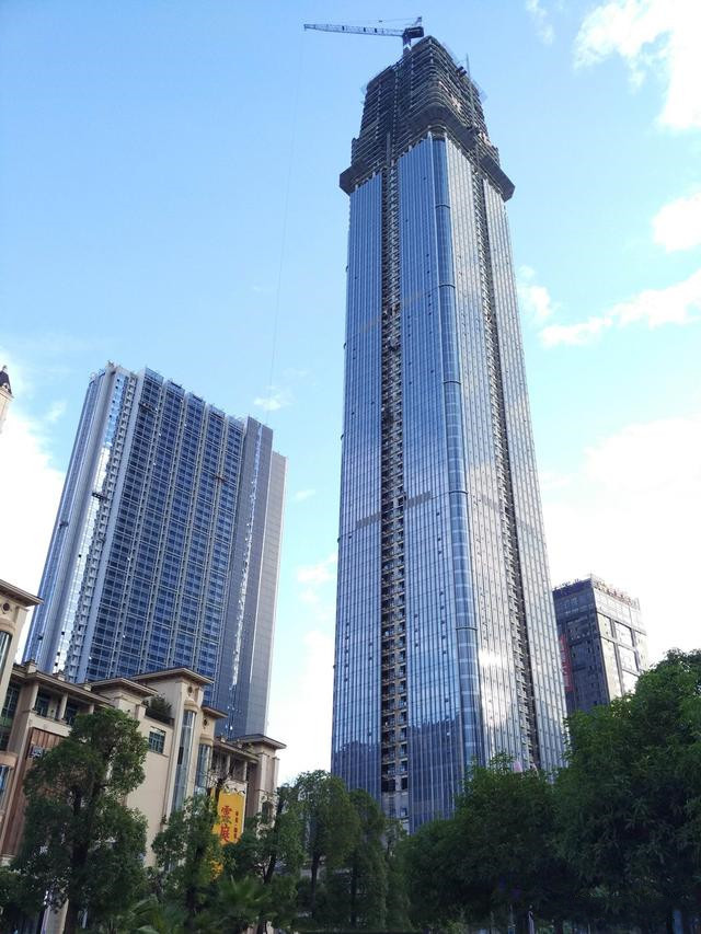 广西各市第一高楼排名,柳州的303米,玉林最高楼在北流