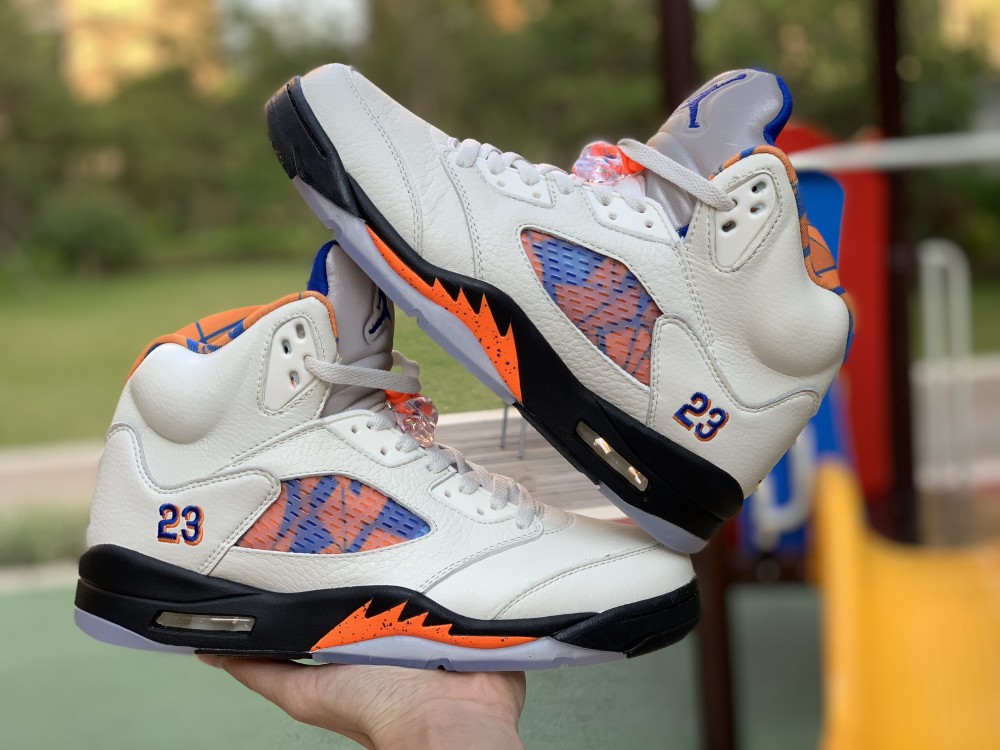 尼克斯专属反光篮球鞋,air jordan 5 "纽约国际航班"开箱