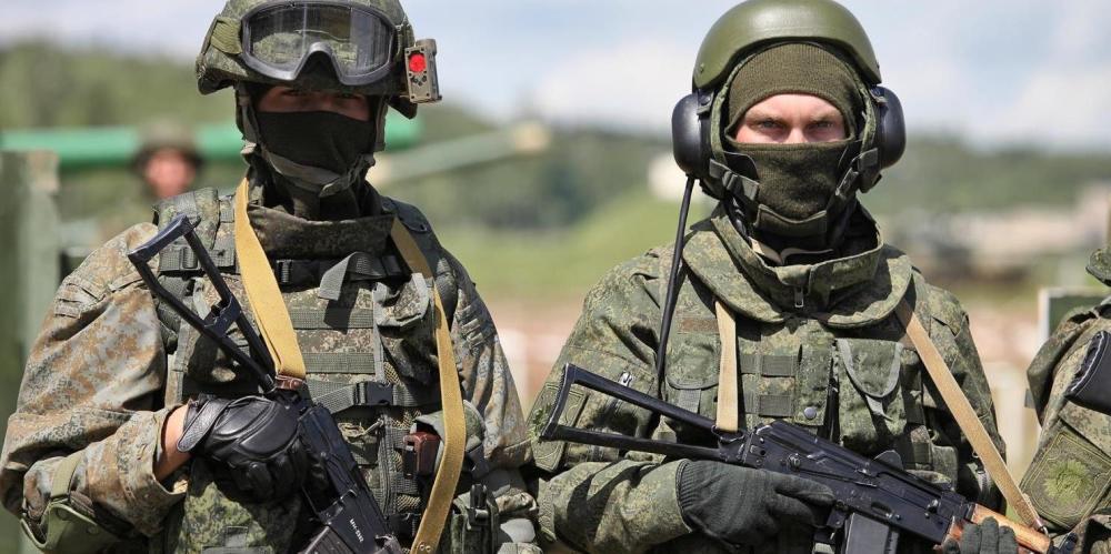 从钢盔到战术头盔,淘汰了电焊盔的俄军,如今头上戴的都是哪些头盔?