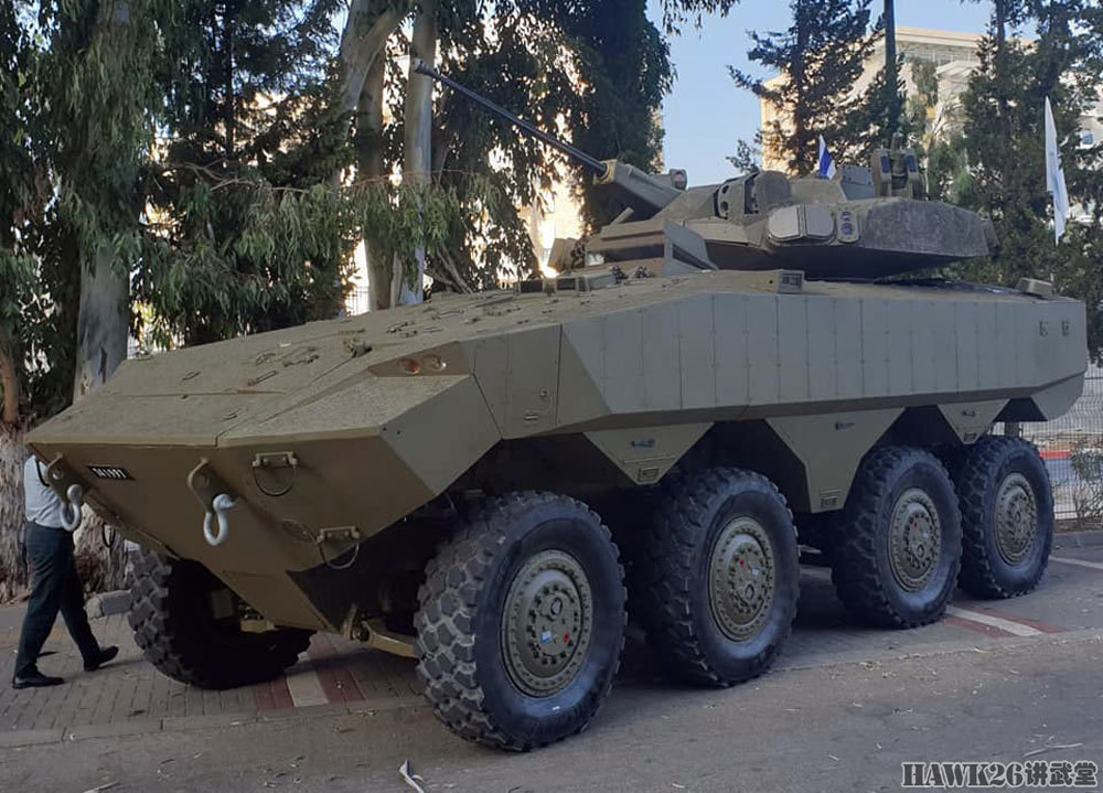 以色列开始批量生产"埃坦"8×8轮式装甲车 将配备主动