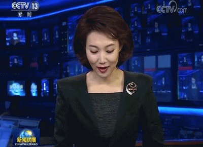 在这期《新闻联播》中,李梓萌播送一条跟疫情有关的新闻时,长达8分钟