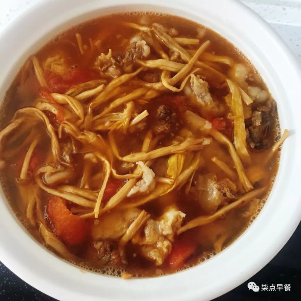 牛肉黄花菜,暖人暖心小菜品,一起试试吧