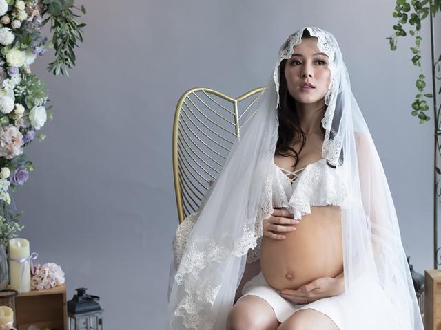 曾志伟儿媳妇拍性感孕妇片段,穿婚纱挺巨肚尺度有点大