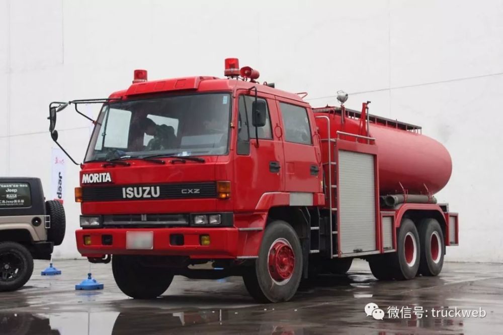 中日友好时期产物 北京消防1991年的出厂五十铃cxz森田水罐消防车