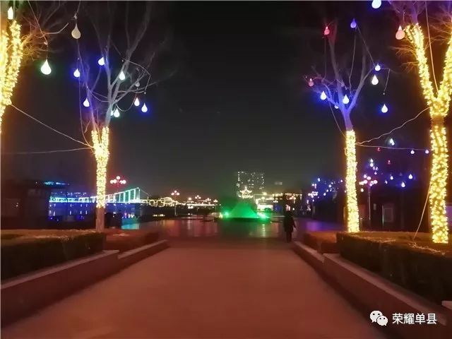 单县幵山公园灯光夜景