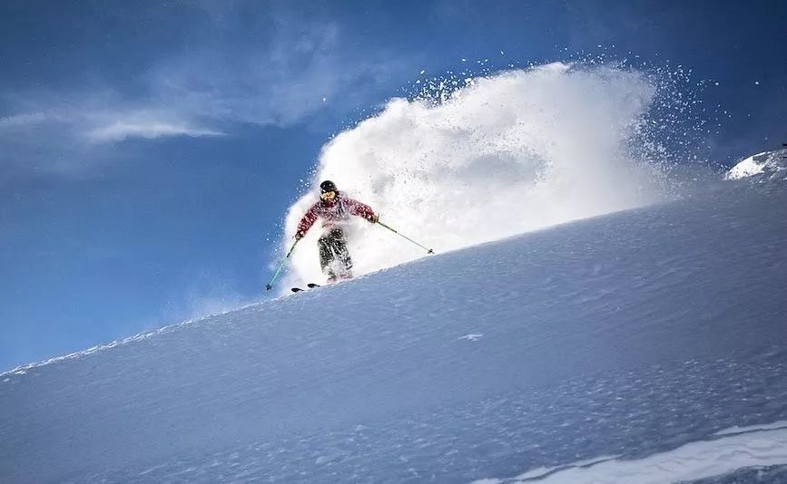 玩的人却寥寥无几双板滑雪自由式到底是什么