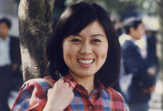可是光鲜亮丽的背后,吴琼也有着鲜为人知的"遗憾".