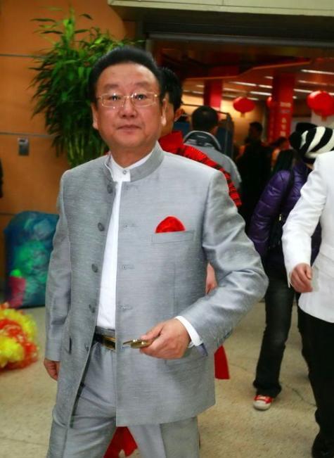 蒋大为移居海外后花光积蓄，被敲诈90万