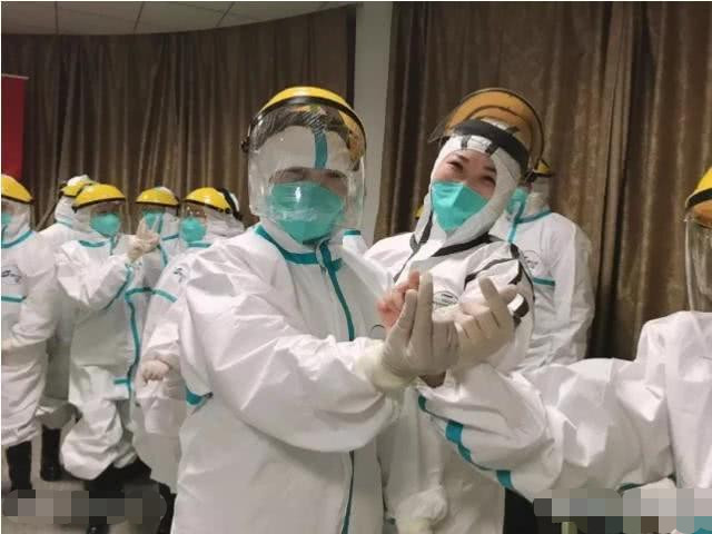 和感染者聊天被感染
 /和感染者聊天被感染怎么办