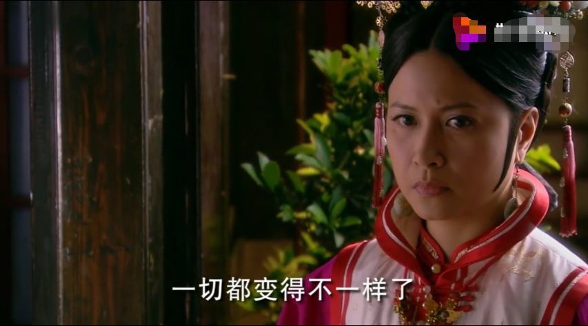 还记得《宫锁心玉》中的良妃吗?她现在长这样