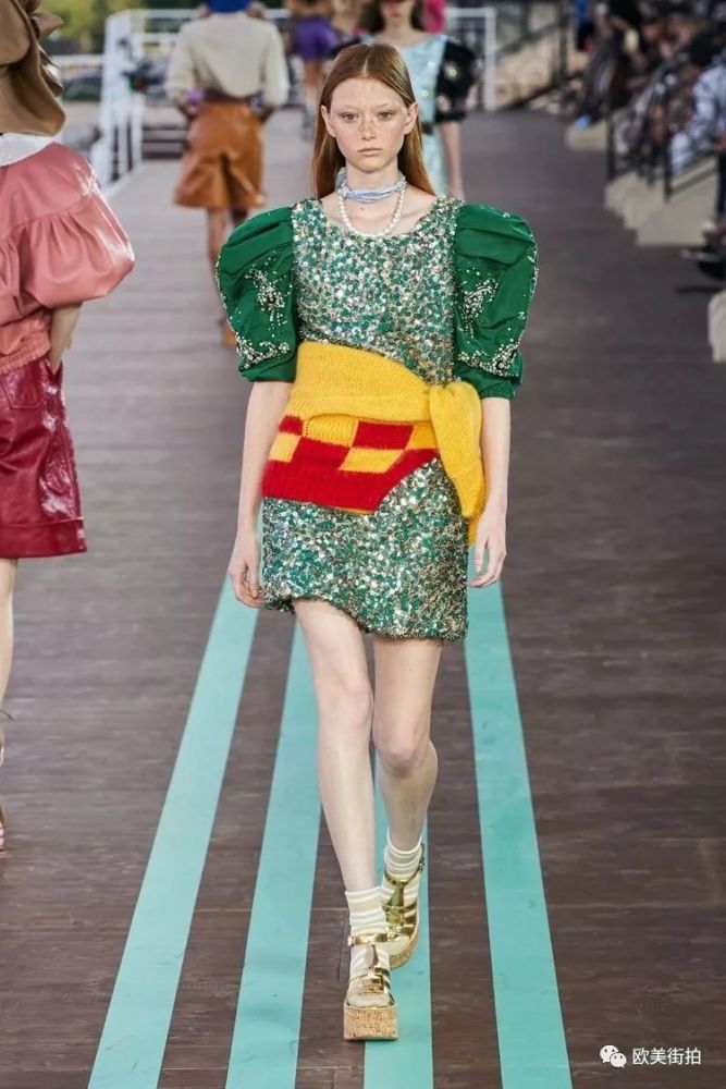 2020 miumiu 春夏 fashionshow