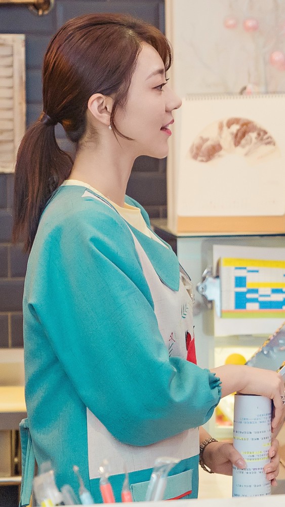 黄梦莹精美壁纸:娇媚可人,令人窒息的美丽