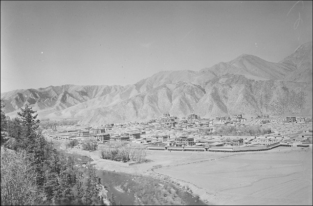 1925年甘肃夏河拉卜楞寺老照片前河后山雄壮伟丽