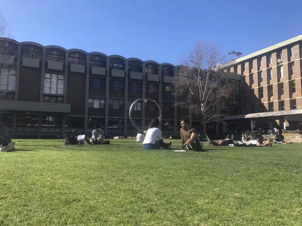 在众多学科中,新南威尔士大学(unsw)以工科和商科著称,其商学院与工程