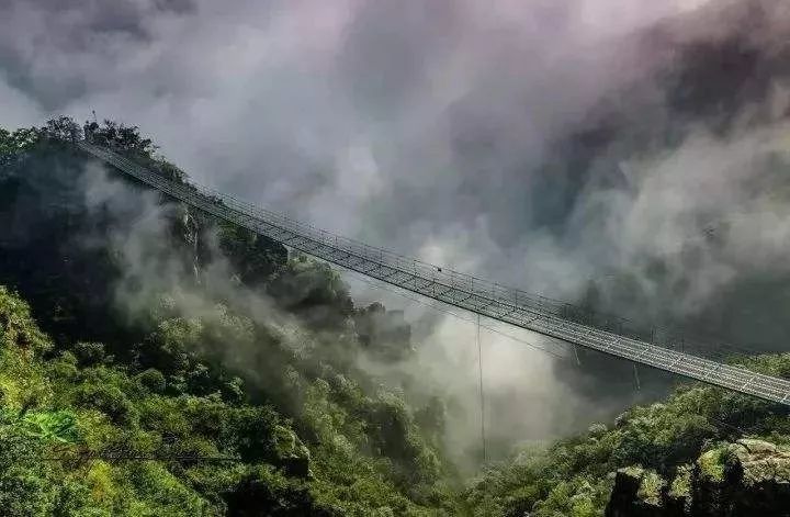 三联峒冰泉景区