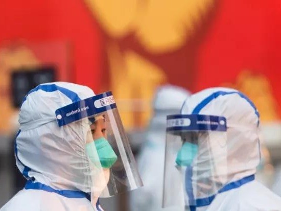 国家卫健委:做好牺牲医务人员和防疫工作者烈士褒扬有