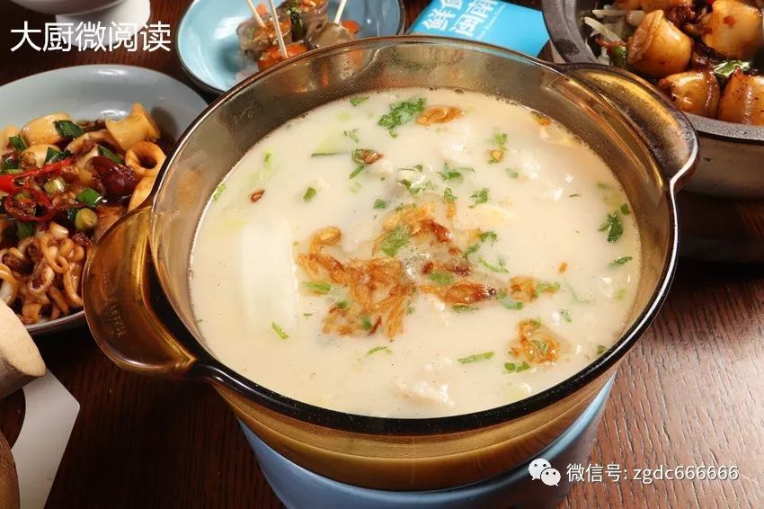 探秘厦门"荣先森:这道古法鲜黄花鱼汤,累计售出100万锅!