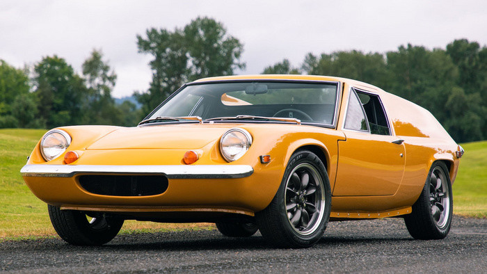 lotus s2 europa 这一年,type 63成为了第一款前楔形f1赛车, 如今前