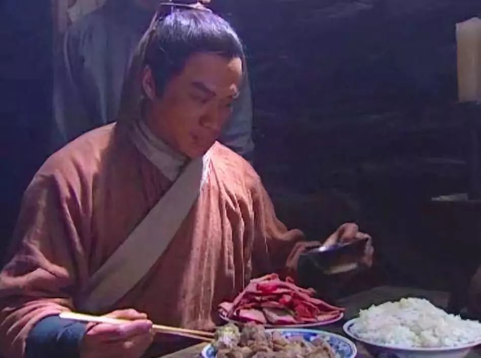 也就是说,文学作品里面的梁山好汉起初是吃羊肉的.