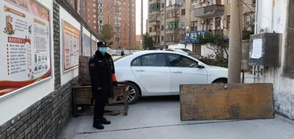疫情发生前,老旧小区物业管理都是政府购买服务交由家和物业管理有限
