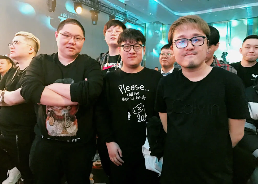 lol:德云色kid连麦uzi,谈起往事恳请洗白443,小狗回答