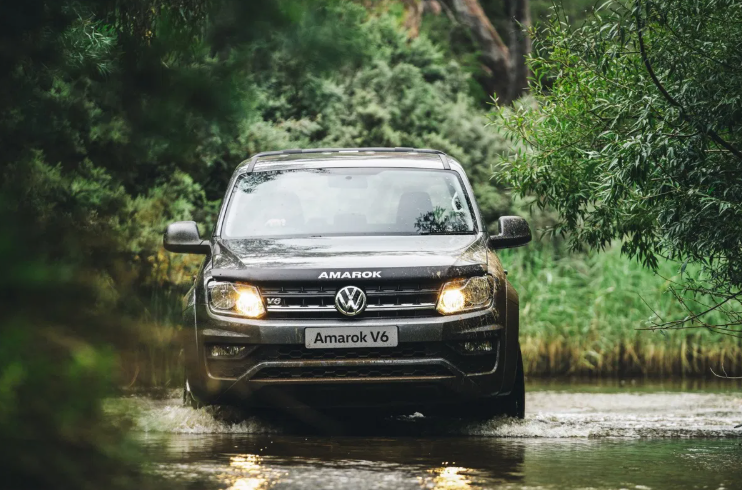 奔驰x级停产后再无对手!体验2020款大众皮卡amarok v6