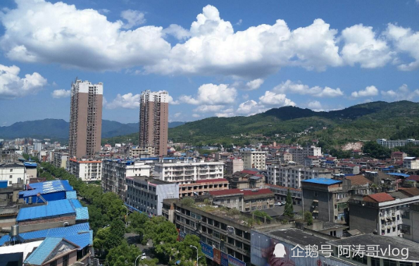 湖南户籍人口多少_中国湖南人口分布图