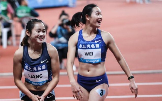 7秒21,中国女飞人梁小静闪耀美国田径赛,0.01秒之差斩获亚军