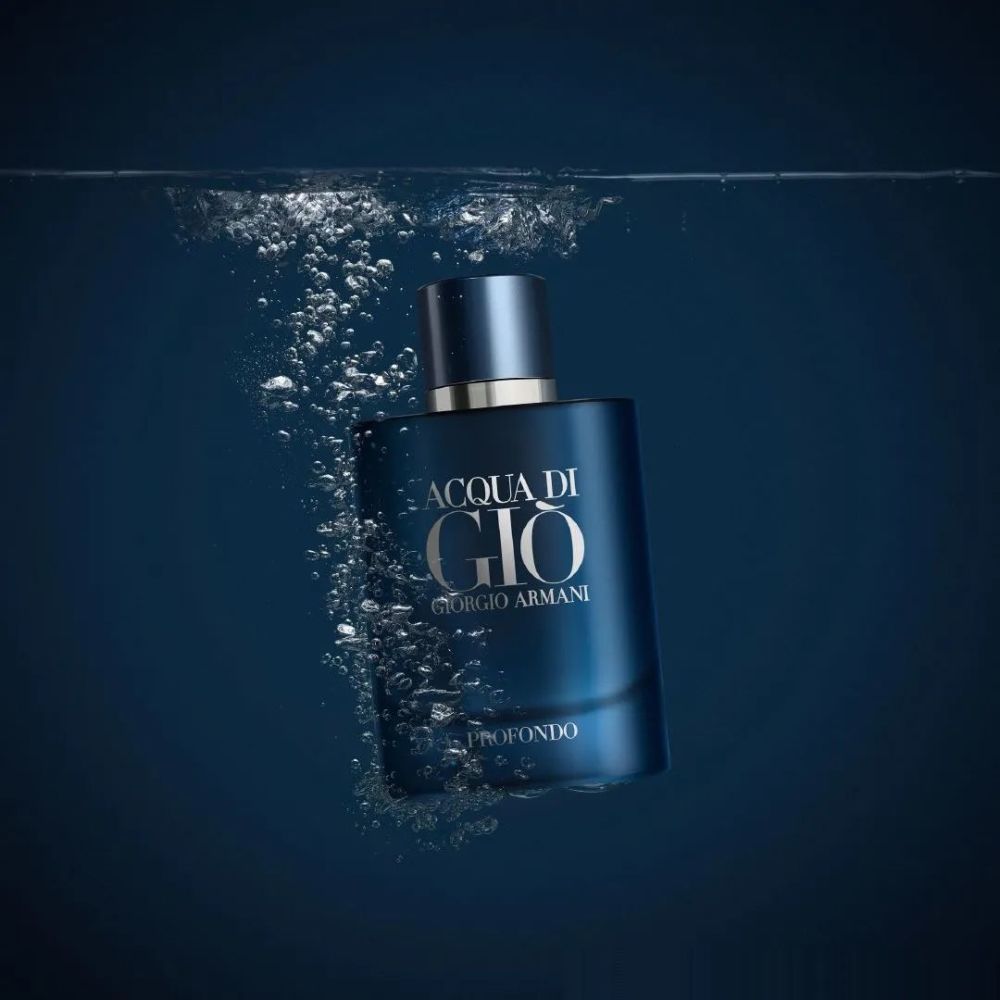 阿玛尼giorgio armani的acqua di gio profondo新香水