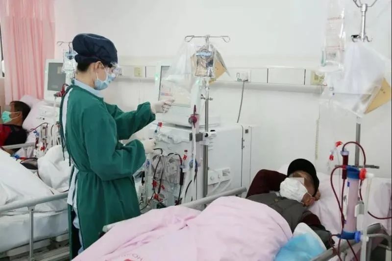 透析病人口气_透析病人哭泣的图片