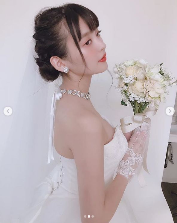 声优上坂堇要跟你结婚?别想太多,只是婚纱写真照