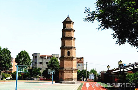 万寿寺塔 西安万寿寺塔,位于西安市万寿路西光中学操场上,兴建于明朝