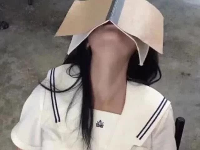 初中女生上课"贼害羞"的3行为,自认为很丢脸,男生:心动的感觉!