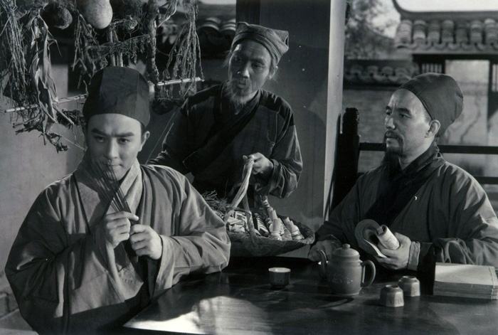 1956的古装老电影《李时珍》,用心程度超过现在不少古装剧