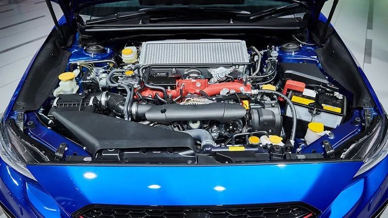 全新斯巴鲁wrx sti搭载405匹2.4t引擎