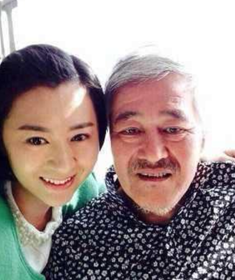 《刘老根3》中的美女，嫁给大3岁赵本山弟子，如今35岁婚姻很幸福