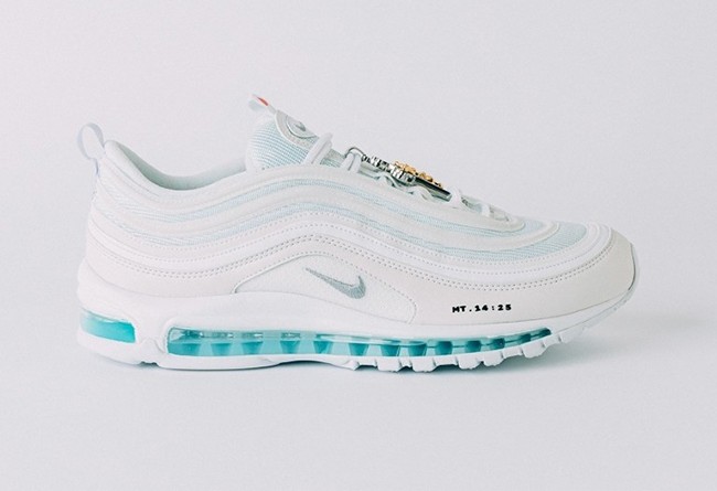 耐克air max 97全新清爽配色登场 酷似"圣水"限定