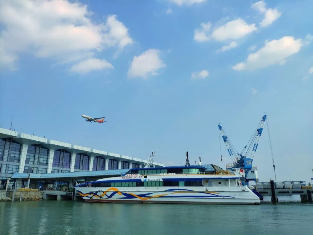 深圳机场已陆续恢复航班超过2400班!