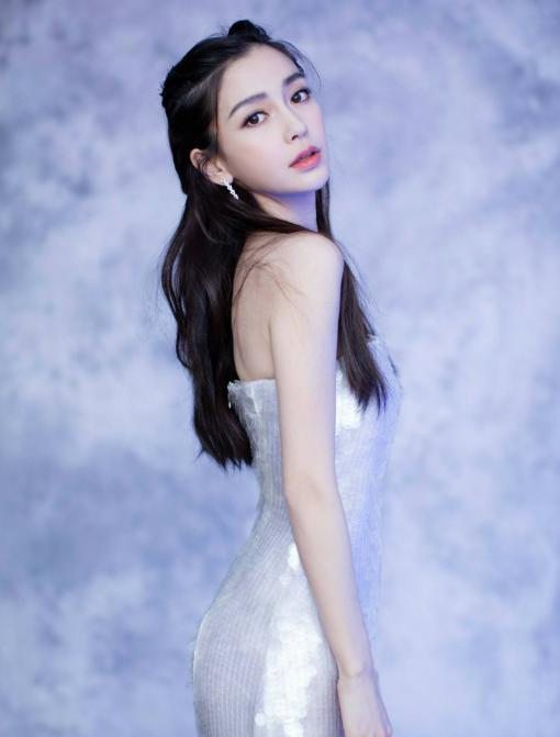 艺人的高薪酬梦将破碎?广电重拳出击,杨姓女星首当其冲