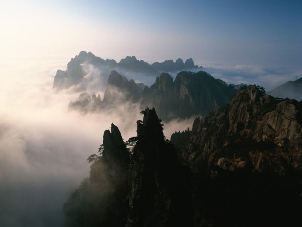 泰山——"会当凌绝顶,一览众山小.