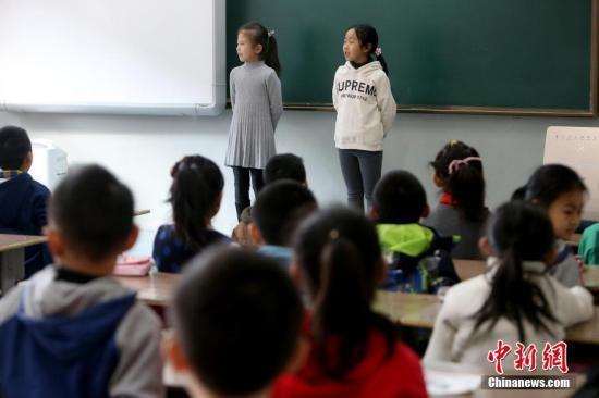 教育部：今年将制订以居住证为准的随迁子女就学政策-南京网络教育