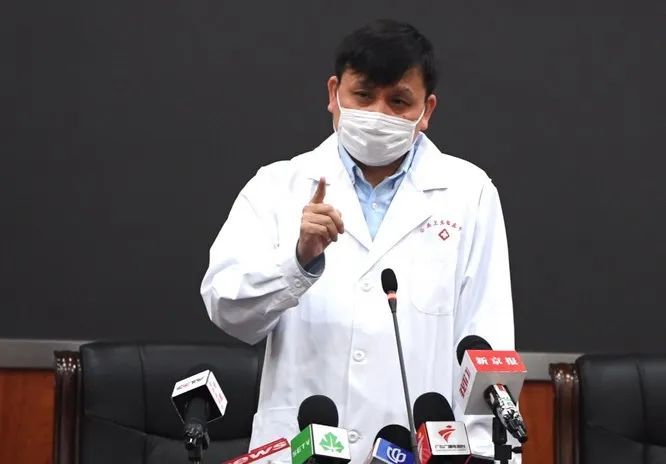 张文宏:上海防控很有成效,我只是及格;上海又有8名患者今天出院