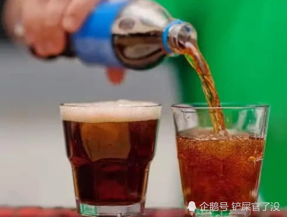 长期喝可乐牙齿变成这样,看看你中招了吗?网友:再也不